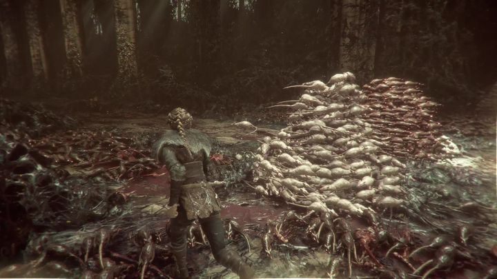 Also, when your opponent isnt protected, you have to shoot him from a slingshot in the head - A Plague Tale Innocence: Grand Inquisitor - boss, how to beat? - FAQ - A Plague Tale Guide