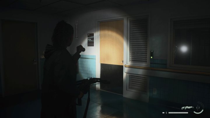 1 - Alan Wake 2: The door knob of workshop with hunting rifle puzzle - Unique items - Alan Wake 2 Guide