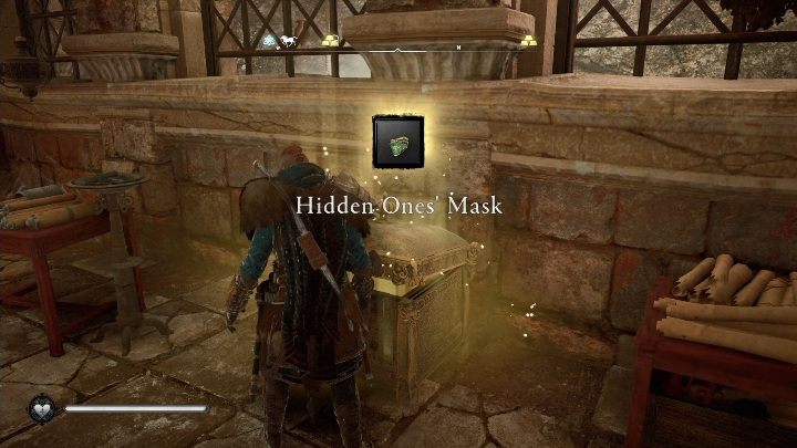 The broken window presents a convenient entrance - Assassins Creed Valhalla: Gear - Lunden secrets, locations - Lunden - Assassins Creed Valhalla Guide and Walkthrough