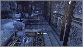 Now head north, reaching the interactive grate which you can open by pressing A #1 - Catwoman trophies | Museum - Museum - Batman: Arkham City Game Guide