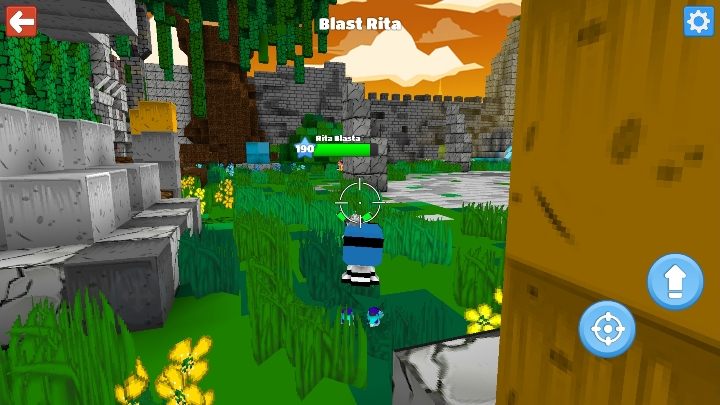 Each weapon has four Battle Powers slots available - Step 4 - Weapons and combat (battle mode) in BlockStarPlanet - 10 steps to start - BlockStarPlanet Guide