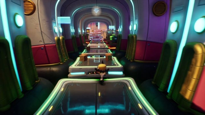 In the tunnel, you have to watch out for speeding vehicles - Crash 4: The Crate Escape walkthrough - The Sn@xx Dimension, 3023 - Crash 4 Guide, Walkthrough