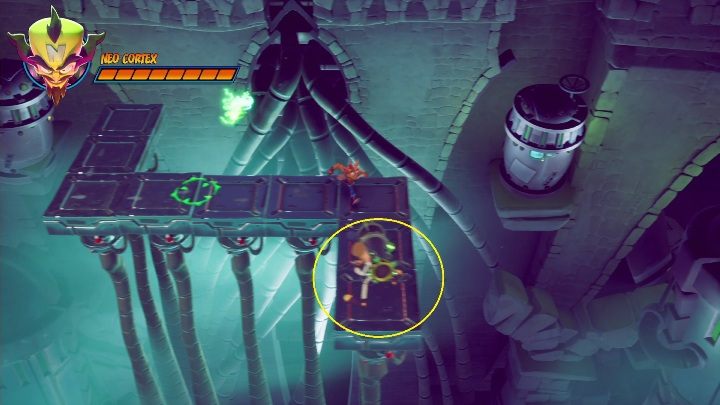 To complete the first phase you need to hit the opponent that appears on the map - Crash 4: Neo Cortex, final battle - how to beat? - Bosses - Crash 4 Guide, Walkthrough