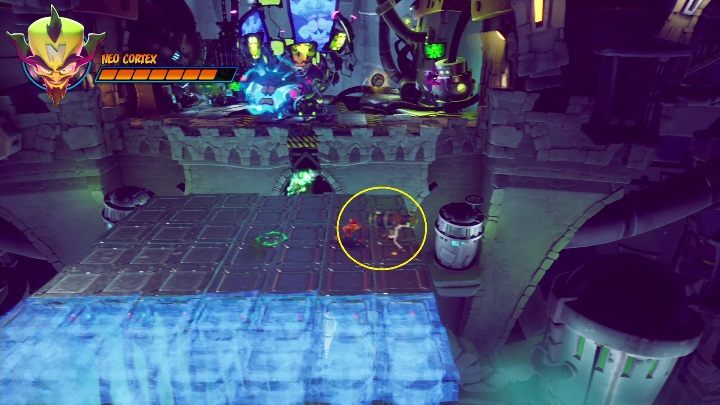Then hit a new opponent to deprive the boss of another portion of health - Crash 4: Neo Cortex, final battle - how to beat? - Bosses - Crash 4 Guide, Walkthrough