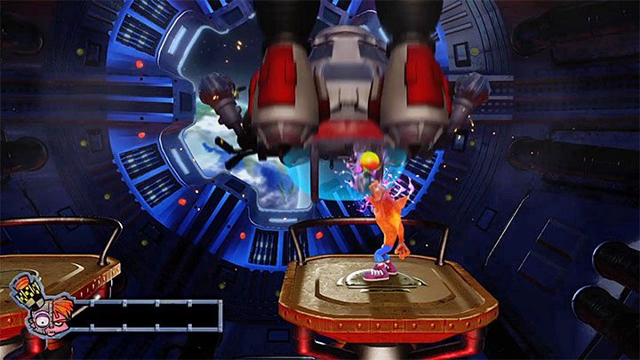 On the new ledge, start throwing apples at the green gun - Crash Bandicoot N. Sane Trilogy: Mech Wrecked - Crash Bandicoot N. Sane Trilogy: Crash Bandicoot 2 Cortex Strikes Back - Crash Bandicoot N. Sane Trilogy Game Guide