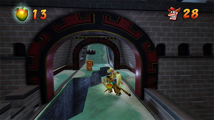 Some of the dragons will soon start to behave a little bit different and, to avoid them, try to keep close to the right, or the left, edge of the path (you do not even have to take any jumps then) - Crash Bandicoot N. Sane Trilogy: Midnight Run - Crash Bandicoot N. Sane Trilogy: Crash Bandicoot 3 - Arabic location - Crash Bandicoot N. Sane Trilogy Game Guide