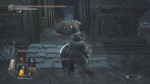 Stick to its back and strike after the creature rolls over. - Profaned Capital - Return to the Irithyll Dungeon - Walkthrough - Dark Souls III Game Guide & Walkthrough