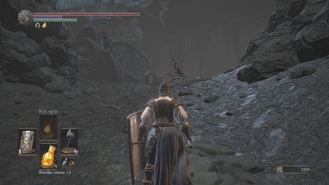 The last straight line before reaching ballista - kill the enemies and stop the mechanism. - Smouldering Lake - Walkthrough - Dark Souls III Game Guide & Walkthrough