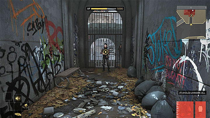 The alley is swarming with gangsters. - Getting in Top Shape Again - main quest - Main quests - Deus Ex: Mankind Divided Game Guide