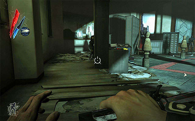 Go left now, and watch out for one more enemy - Reaching Daud's chamber - Mission 7 - The Flooded District - Dishonored - Game Guide and Walkthrough