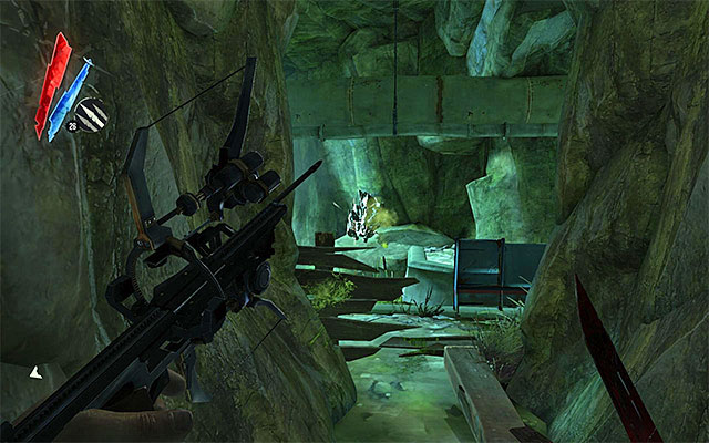 Continue along the sewers on a linear path - Exploring the second part of the sewers - Mission 7 - The Flooded District - Dishonored - Game Guide and Walkthrough