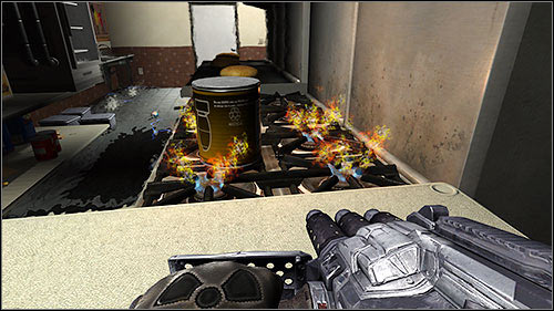 Choose the right moment and you should be able to pass onto the plate with hamburgers that you have to jump along - 12.2. Duke Burger: Part 2 - Campaign - Duke Nukem Forever - Game Guide and Walkthrough