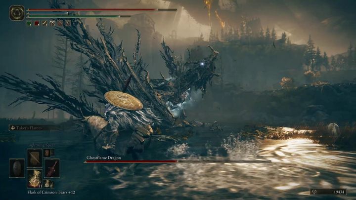 The boss's most dangerous attack is a fiery explosion that covers a large area around it - Shadow of the Erdtree: How to defeat the Ghostflame Dragon boss? - Shadow of the Erdtree: Side bosses - Elden Ring Guide