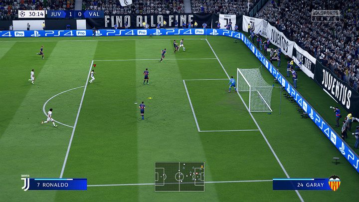 Crossing is the most common and yet extremely dangerous move that can result in a shot at the goal box - Finishing the action in FIFA 19 - Atack - FIFA 19 Game Guide
