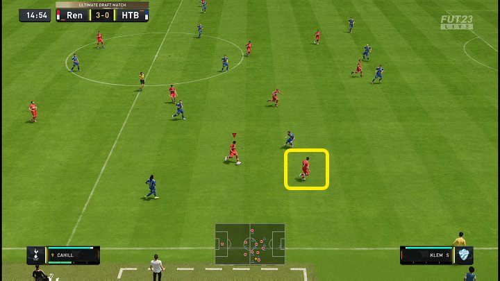 When attacking the opponent's goal, you must carefully observe what is happening on the pitch and plan your moves in advance - FIFA 23: Beginners guide - FIFA 23: Basics - FIFA 23 Guide