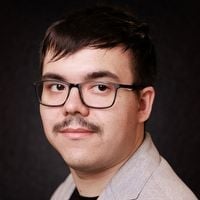 Filip Melzacki, guides author - Expedition 33: Best builds - Basics - Expedition 33 Guide