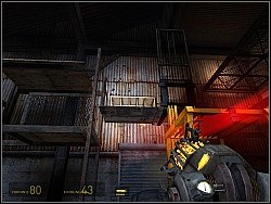 When the pallet stops, get back on the highest platform - Freeman Pontifex p. III - Walkthrough - Half-Life 2: Episode Two Game Guide & Walkthrough