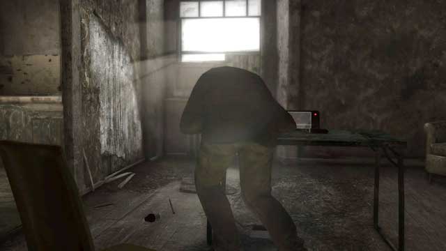 You will watch as your character is in pain after cutting his finger off. How bad he feels will depend on what items you used - The Lizard | Heavy Rain Walkthrough - Walkthrough - Heavy Rain HD Guide