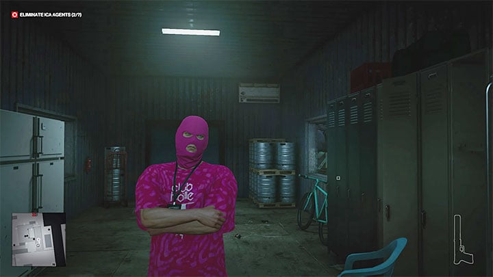 A bartender disguise can be a good choice in terms of "blending in" in all map locations that have bars - Hitman 3: Berlin - Best Disguises - Apex Predator - Berlin - Hitman 3 Guide