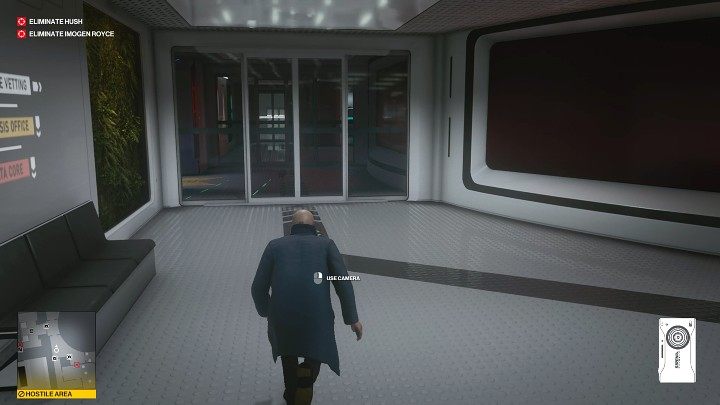 Go through the hallway - watch out for the camera on the left - Hitman 3: CCTV in Chongqing (China) - where it is stored? - End Of An Era - Chongqing - Hitman 3 Guide