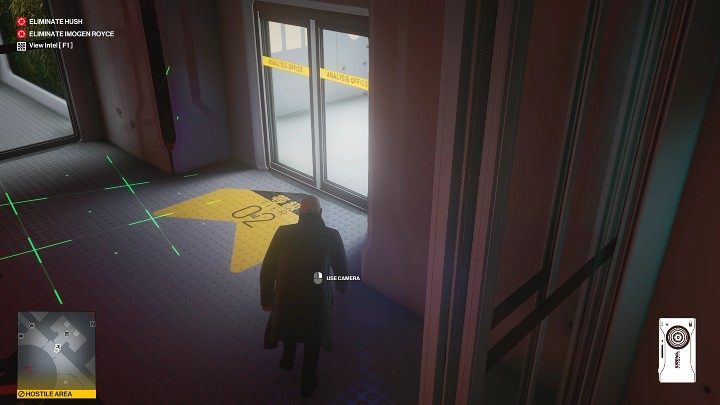 Now go back to the hallway with the camera and sneak to the door - Hitman 3: CCTV in Chongqing (China) - where it is stored? - End Of An Era - Chongqing - Hitman 3 Guide