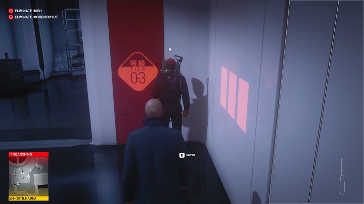 When the guard shuts down the terminal, come out of the closet, overpower him, and change into his stuff - Hitman 3: Chongqing - Best Disguises - End Of An Era - Chongqing - Hitman 3 Guide