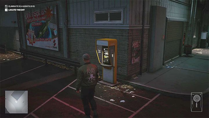 Once you reach the station, find the phone booth and interact with it - Hitman 3: Secret exit/easter egg - how to unlock? - Apex Predator - Berlin - Hitman 3 Guide