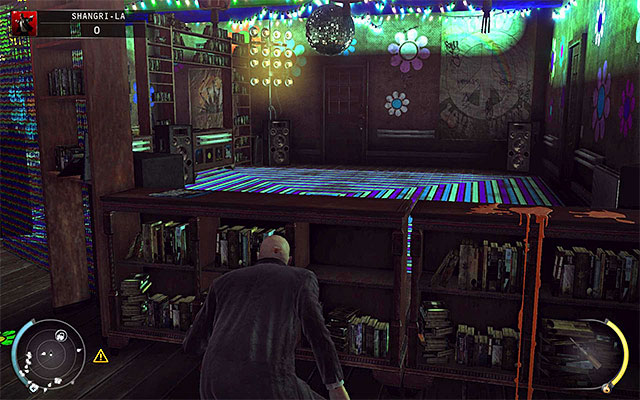 Another way to distract cops is switching on the tape player in the music room - Shangri-La - Getting to the elevator | 4: Run For Your Life - 4: Run For Your Life - Hitman: Absolution Game Guide