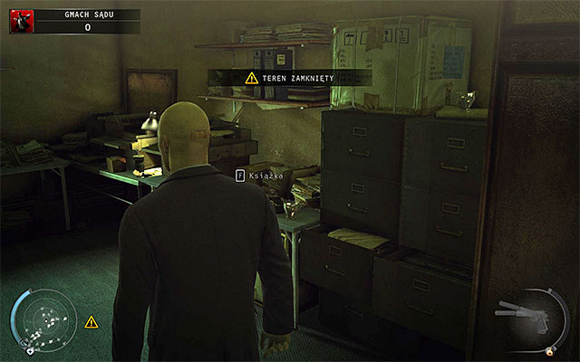 An interesting place is a small storage shown on the above screen, where you can find a big crate - Courthouse - Exploring the courthouse | 15: Skurkys Law - 15: Skurkys Law - Hitman: Absolution Game Guide
