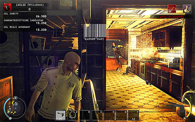 After turning it on, it is best to withdraw to the corridor located at the main entrance to the building - Barbershop - Murdering Luke Wheeley | 9: Shaving Lenny - 9: Shaving Lenny - Hitman: Absolution Game Guide