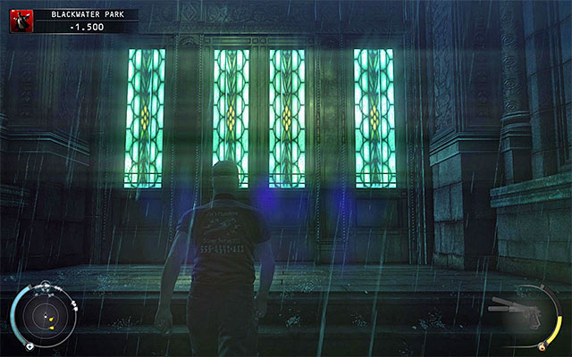 You can get inside the residential building in three main ways - Blackwater Park - Getting inside the residential building | 18: Blackwater Park - 18: Blackwater Park - Hitman: Absolution Game Guide