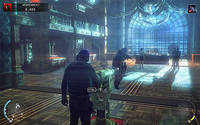 Go to the harpoon gun, wait until Layla gets on the line of fire and shoot the harpoon gun (screen above) - Penthouse - Getting rid of Layla in an arranged accident | 18: Blackwater Park - 18: Blackwater Park - Hitman: Absolution Game Guide