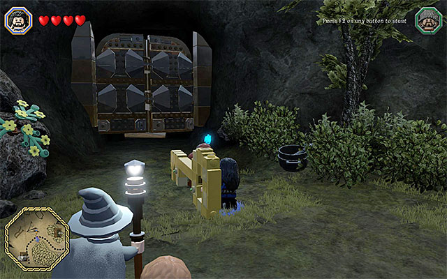 Force the gate open - Middle-Earth: Reach the troll cave | Walkthrough | LEGO The Hobbit - Walkthrough - LEGO The Hobbit Game Guide & Walkthrough