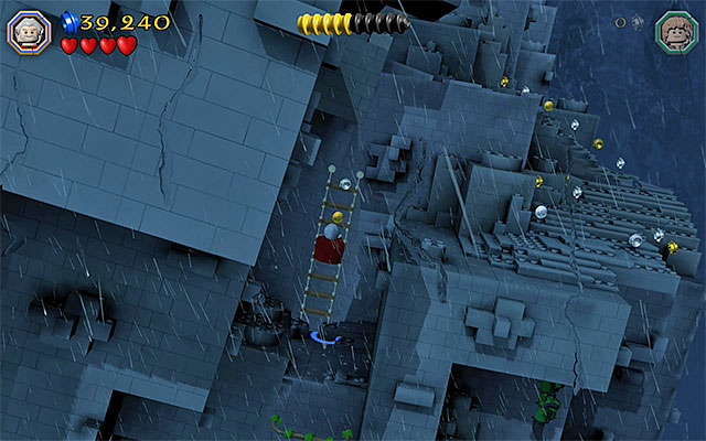Grab onto the ledge and climb the ladder - Stage 6 (Over Hill and Under Hill): Climb the stone giant | Walkthrough - Walkthrough - LEGO The Hobbit Game Guide & Walkthrough
