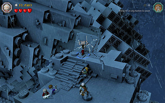 You need to join two characters in cooperation, in order to destroy the plate - Stage 6 (Over Hill and Under Hill): Climb the stone giant | Walkthrough - Walkthrough - LEGO The Hobbit Game Guide & Walkthrough