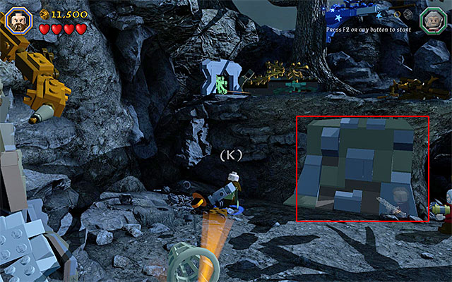 Turn your interest to the heap of blocks shown in the above screenshot - Stage 8 (Out of the Frying Pan...): Escape the orcs | Walkthrough - Walkthrough - LEGO The Hobbit Game Guide & Walkthrough