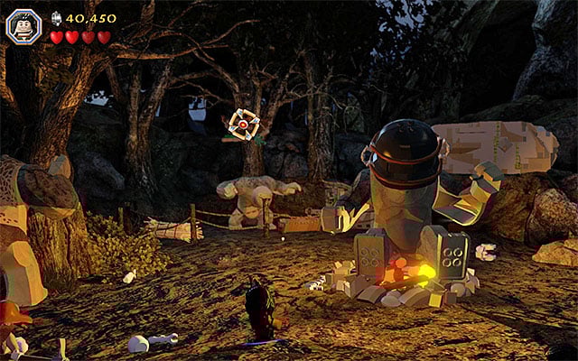 Be careful here, because the last troll will start throwing heavy objects at the protagonists - Stage 4 (Roast Mutton): The battle with the Trolls | Walkthrough - Walkthrough - LEGO The Hobbit Game Guide & Walkthrough