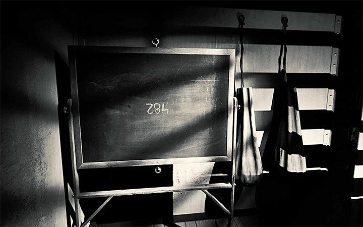 Check the surrounding cabins - The door lock puzzle | Layers of Fear 2 Riddle Solutions - Act 2 - The Hunt - Layers of Fear 2 Guide