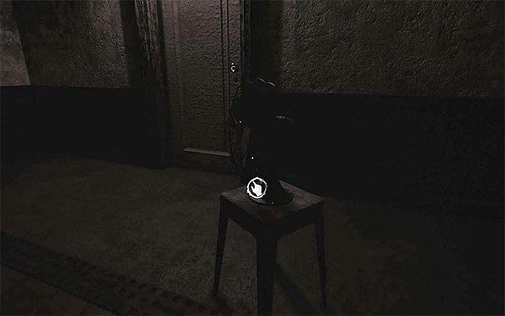 In the first part of the puzzle, start by turning off the fan hidden in the dark (the picture above) - Pot and the shadows puzzles | Layers of Fear 2 Riddle Solutions - Act 3 - Bloody Roots - Layers of Fear 2 Guide