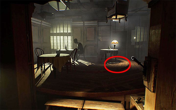 In the next room there is a riddle with a hanging chair - The beginning of ship exploration | Layers of Fear 2 walkthrough - Act 1 - The Unmooring - Layers of Fear 2 Guide