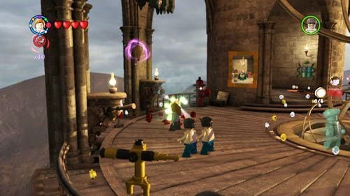 Find a red globe on the left - Harry Potter Years 5-7: Tokens - Hogwarts, part 4 - Tokens - LEGO Harry Potter Years 5-7 Guide