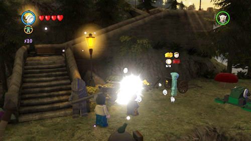 Find the chest located in the bottom right section - Harry Potter Years 5-7: Tokens - Hogwarts, part 6 - Tokens - LEGO Harry Potter Years 5-7 Guide