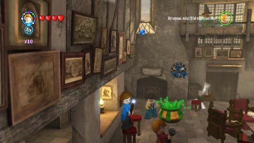 There are stools in front of the bar - Harry Potter Years 5-7: Tokens - London, part 1 - Tokens - LEGO Harry Potter Years 5-7 Guide