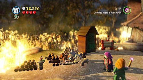 Dig out an orange door handle and carry it to the green door - Harry Potter Years 5-7: A Not So Merry Christmas - Year 6 - LEGO Harry Potter Years 5-7 Guide