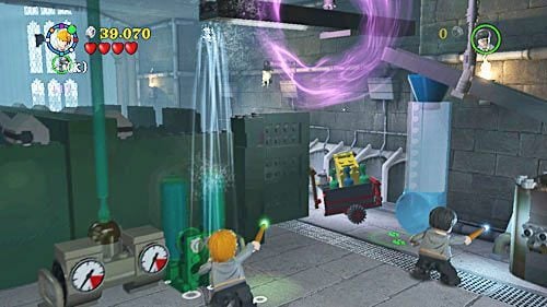 The second one can be moved by using the WL spell - Harry Potter Years 5-7: Love Hurts, part 1 - Year 6 - LEGO Harry Potter Years 5-7 Guide