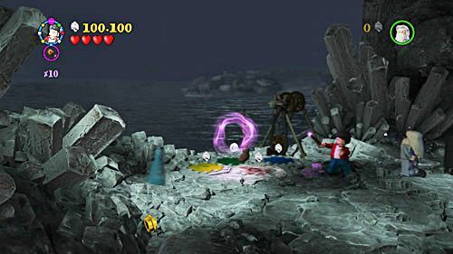 You will receive a broom - clean the colored buttons - Harry Potter Years 5-7: Horcrux and the Hand - Year 6 - LEGO Harry Potter Years 5-7 Guide