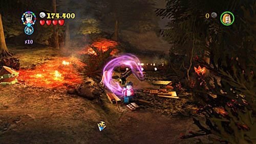 Go down, extinguish the flame that separates you and Snape, pick up the water washer nozzle, and go back up - Harry Potter Years 5-7: Horcrux and the Hand - Year 6 - LEGO Harry Potter Years 5-7 Guide