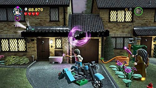 Reach the torn part and use WL spell to put it in correct place - Harry Potter Years 5-7: The Seven Harrys - Year 7 - LEGO Harry Potter Years 5-7 Guide