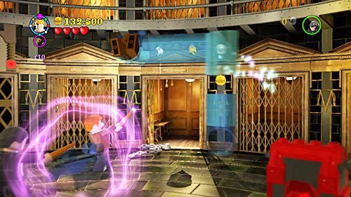 Open the bars closed with a silver padlock and pull out the missing piece of pipe from inside - Harry Potter Years 5-7: Magic is Might - Year 7 - LEGO Harry Potter Years 5-7 Guide