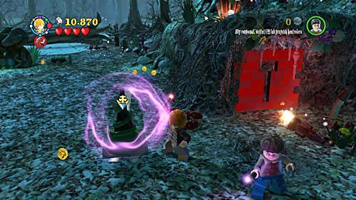 Build a torch which has to be used on the block of ice which lies nearby - Harry Potter Years 5-7: Sword and Locket - Year 7 - LEGO Harry Potter Years 5-7 Guide